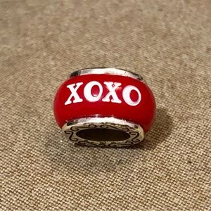 🆕Listing! 🆕 Brighton XOXO bead White letters on red enamel Hugs & kisses Retired